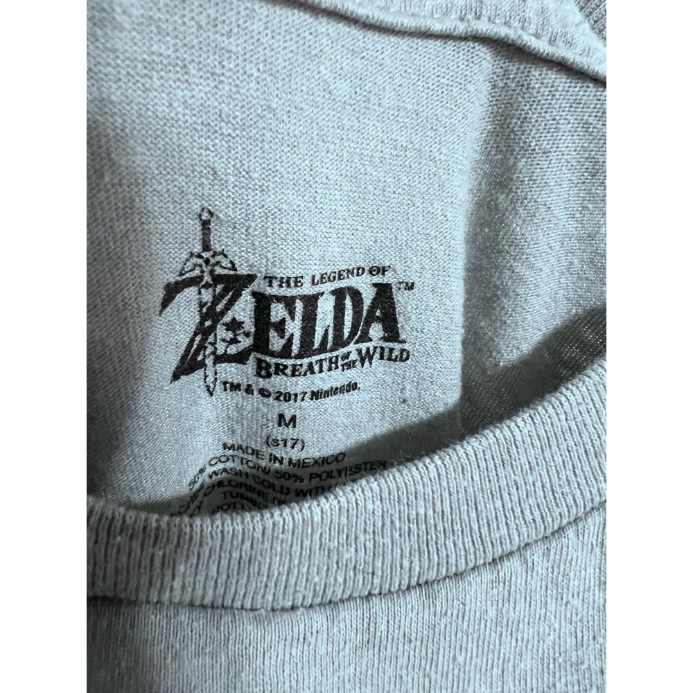 The Legend of Zelda Breath of the Wild Link Graphic T‎ Shirt Mens Size M - Picture 2 of 3
